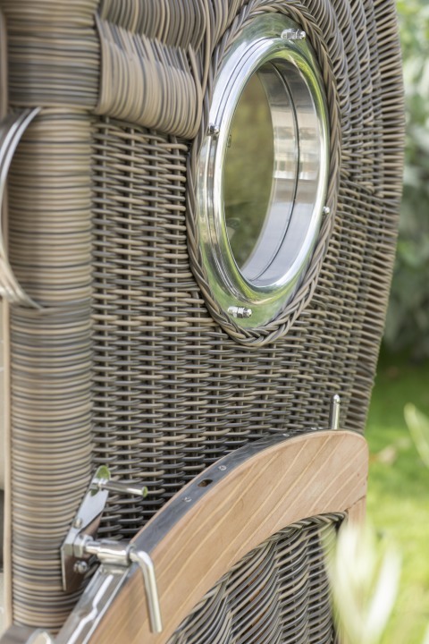 011719_strandkorb_baltikum_teak_bullauge_grey_540_milieu-18x79nkxgzldsje